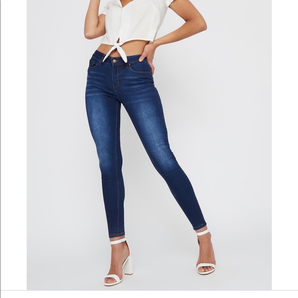 Lagence jeans size 26 NWTskinny